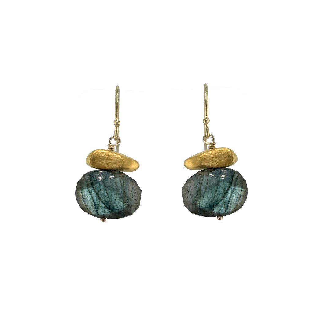 nugget w. labradorite earrings in vermeil