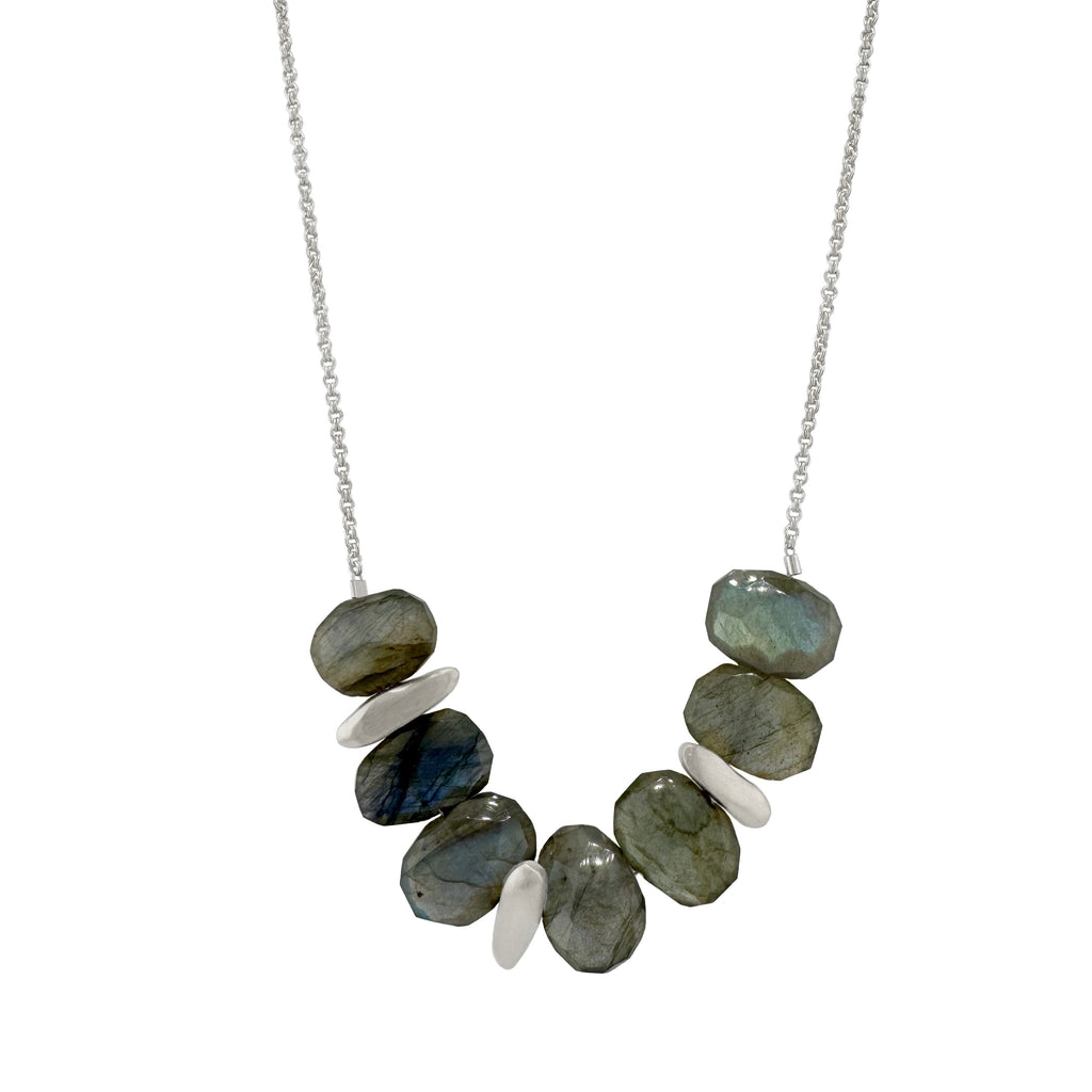 three nuggets w. labradorite necklace in silver