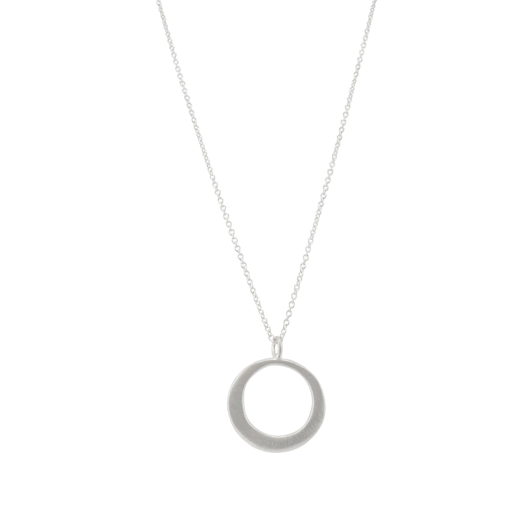 small circles necklace in silver