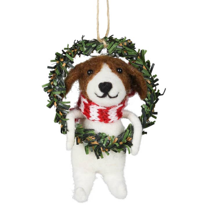 Felt_Dog_in_Wreath_Ornament