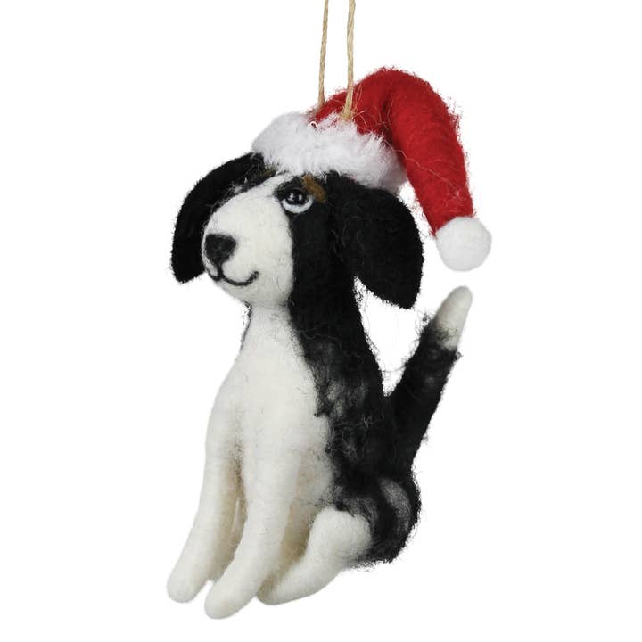 Felt_Puppy_with_Santa_Hat