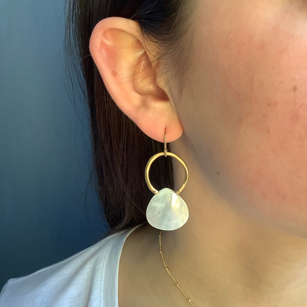 circle w. white mother of pearl drops earrings in vermeil on ear